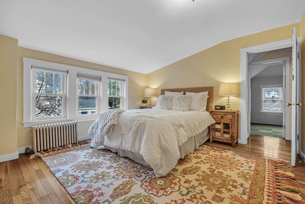 Needham, Massachusetts 02492, United States, 3 Bedrooms Bedrooms, ,3 BathroomsBathrooms,Residential,Pending,90532