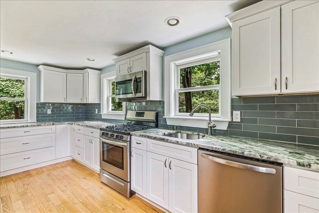 145 Plymouth St, Carver, MA, 145 Plymouth St, Carver, MA Photo #5