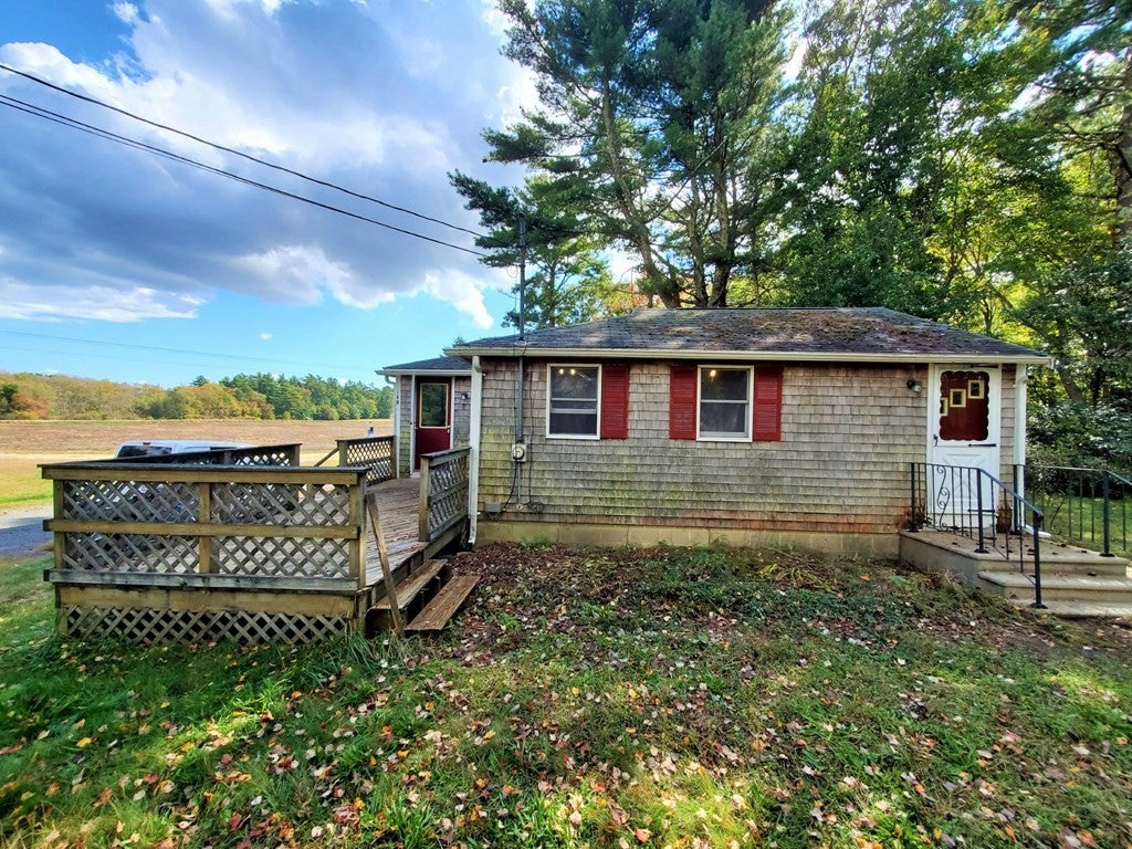 Photo of 16R Indian Street, Carver, MA