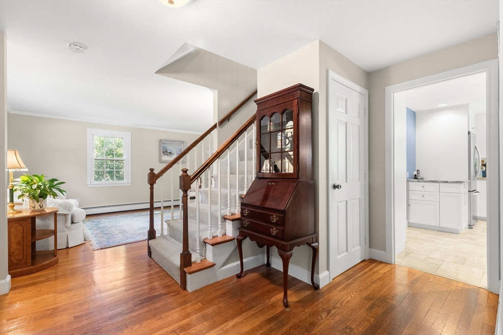 32 Towne Ln