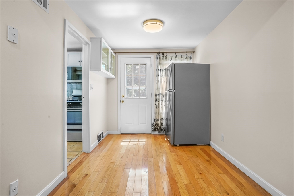 56 Roberts Dr 56
