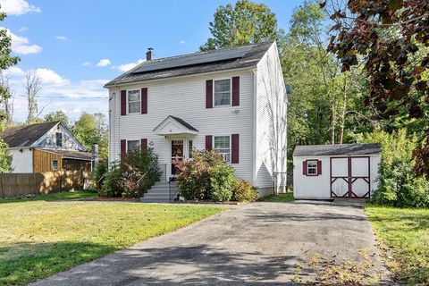 14 Hyde Park St Winchendon MA 01475