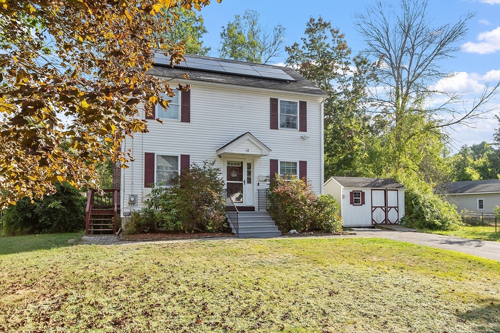 14 Hyde Park St