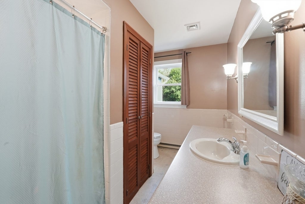 137 Ward St, North Brookfield, MA, 137 Ward St, North Brookfield, MA Photo #20