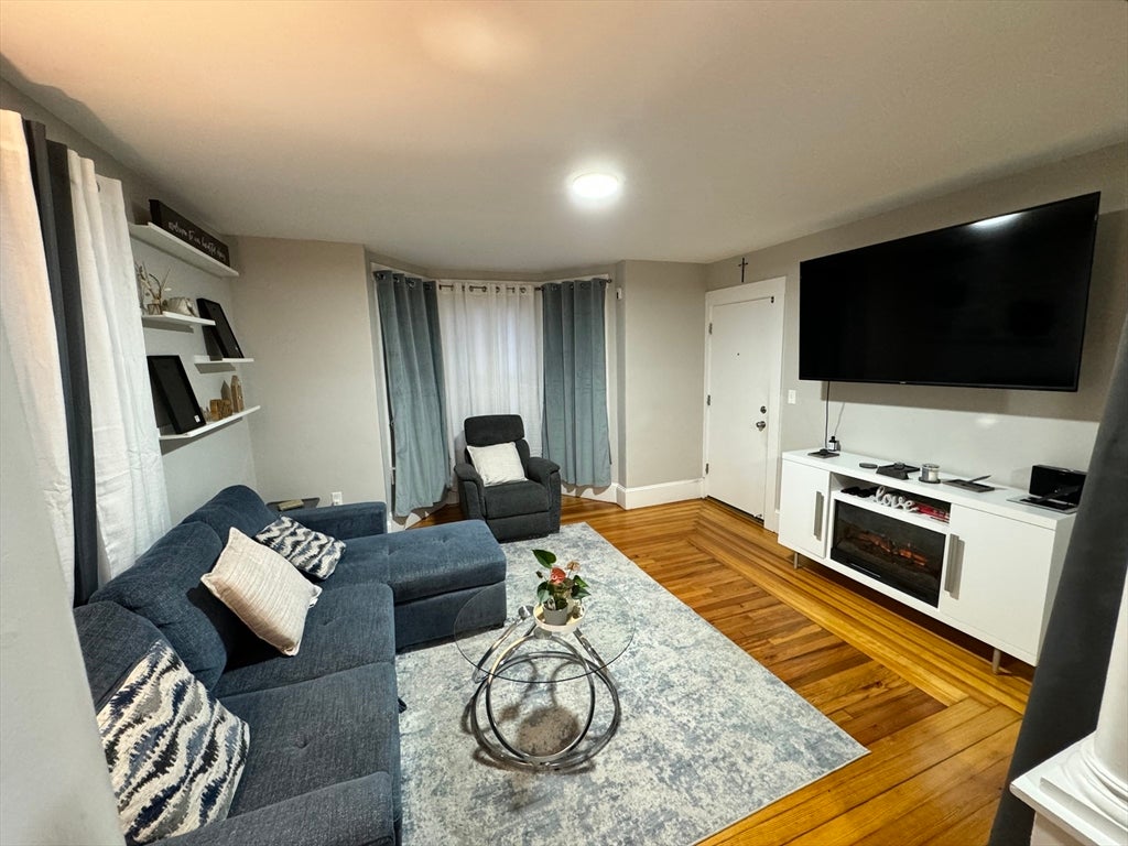 55 Collins St #1, Lynn, MA, 55 Collins St #1, Lynn, MA Photo #5
