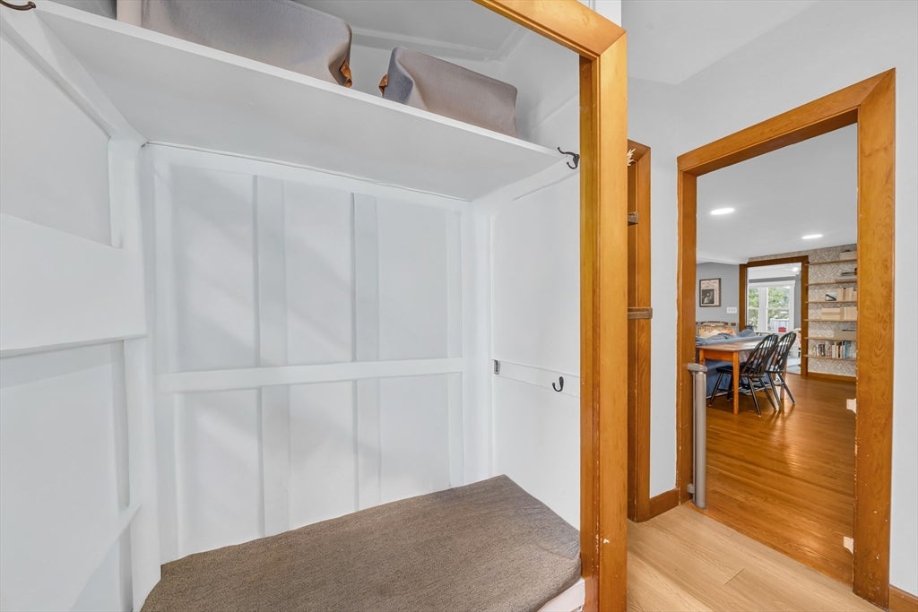 8 Lake Attitash Rd, Amesbury, MA, 8 Lake Attitash Rd, Amesbury, MA Photo #4