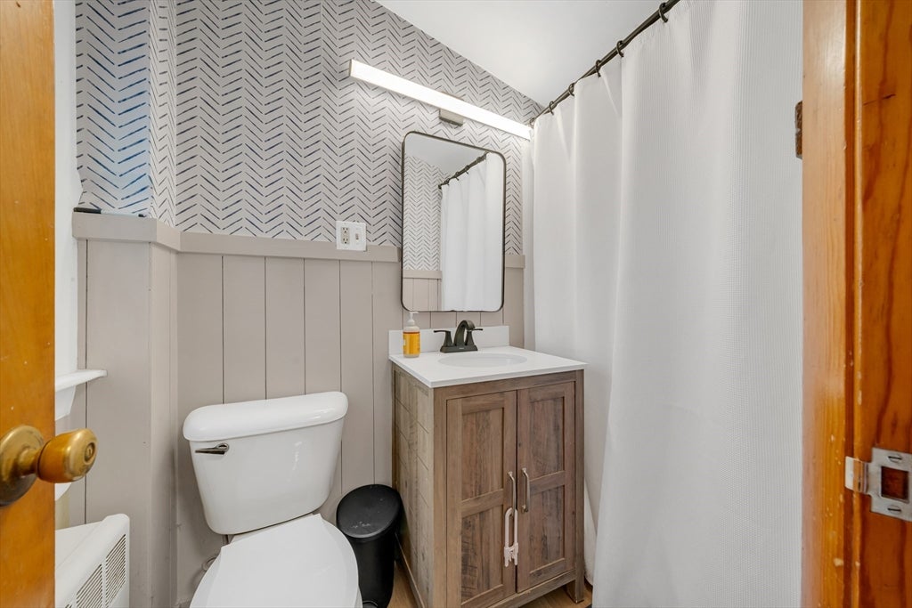 8 Lake Attitash Rd, Amesbury, MA, 8 Lake Attitash Rd, Amesbury, MA Photo #16