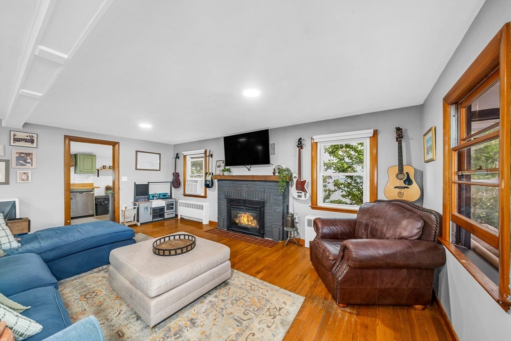 8 Lake Attitash Rd, Amesbury, MA, 8 Lake Attitash Rd, Amesbury, MA Photo #8