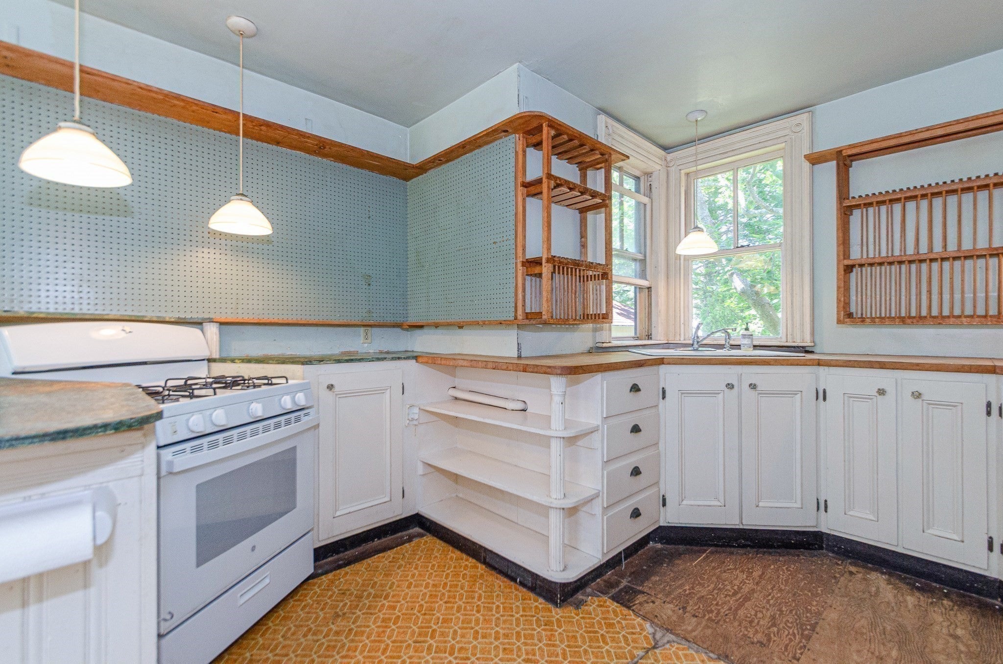 43 Main St, Mattapoisett, MA Photo #15