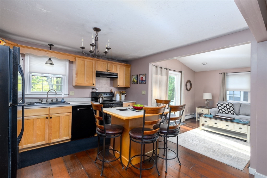 32 Westview Dr