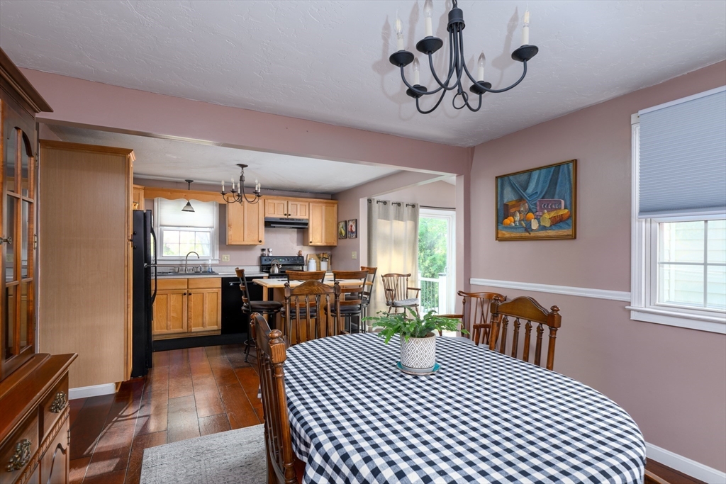 32 Westview Dr