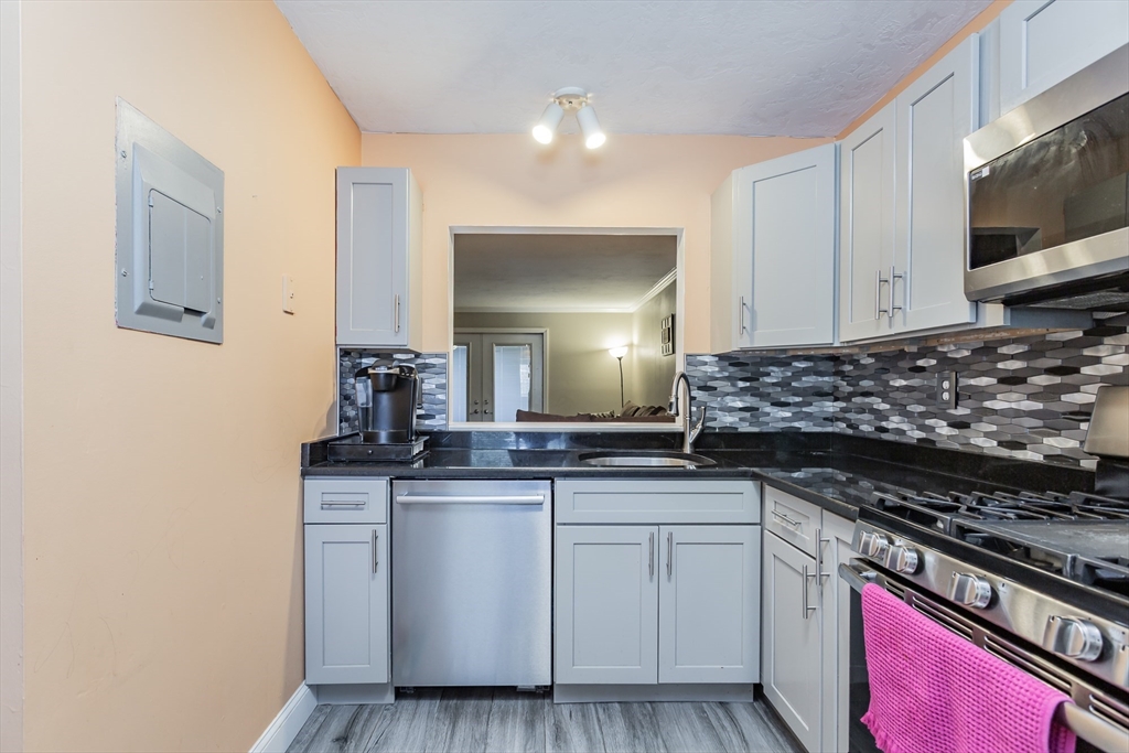 105 Park Place 105
