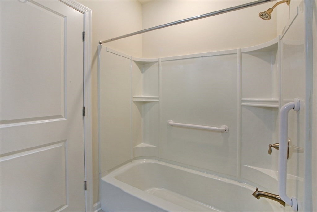 260 Martins Lndg #508, North Reading, MA Photo #26