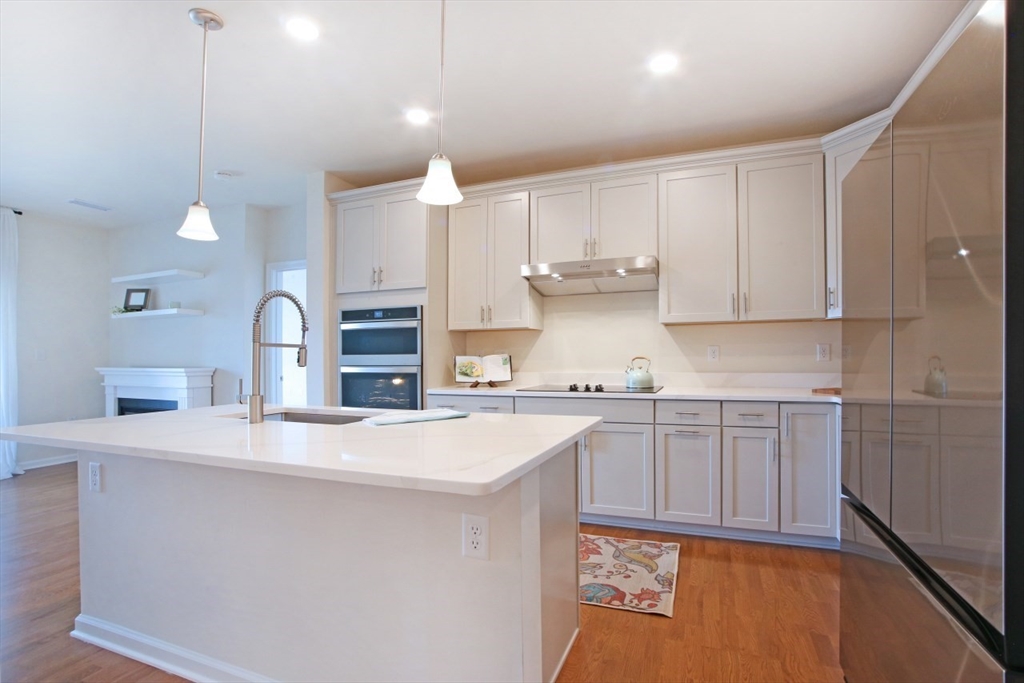 Photo of 260 Martins Lndg, North Reading, MA