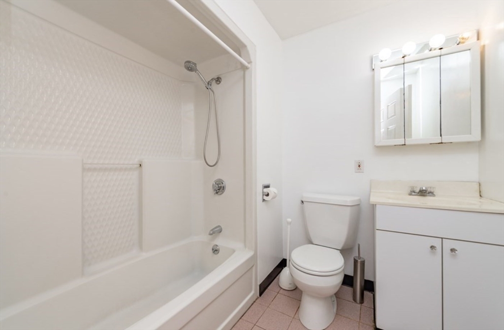 16 Edgerly Rd #1, Boston, MA, 16 Edgerly Rd #1, Boston, MA Photo #8