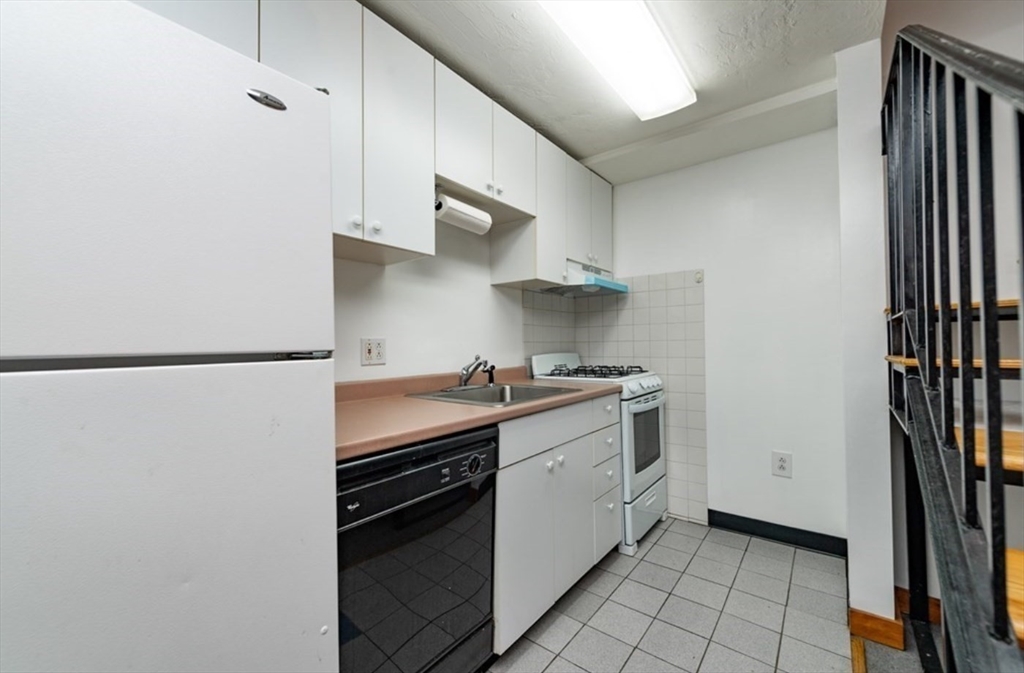 16 Edgerly Rd #1, Boston, MA, 16 Edgerly Rd #1, Boston, MA Photo #7