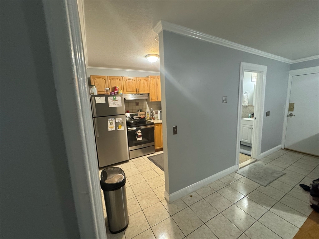 11 Weld St 33