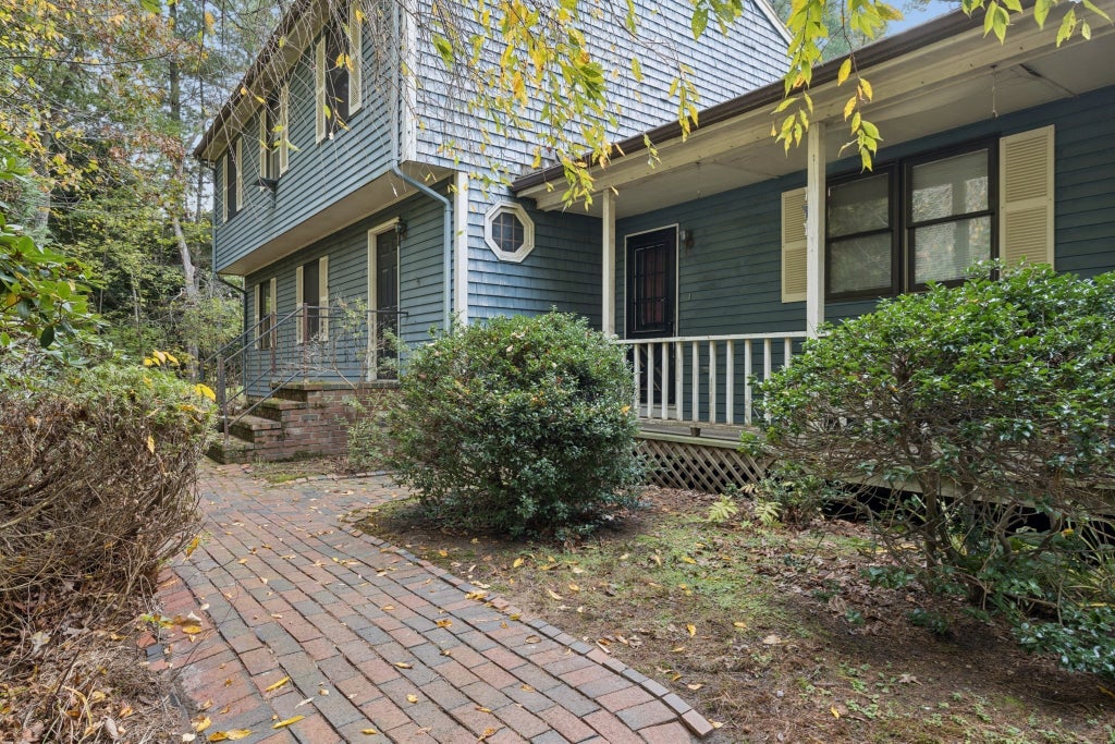 Photo of 89 Pickens Street, Lakeville, MA 02347 (MLS # 73594921)