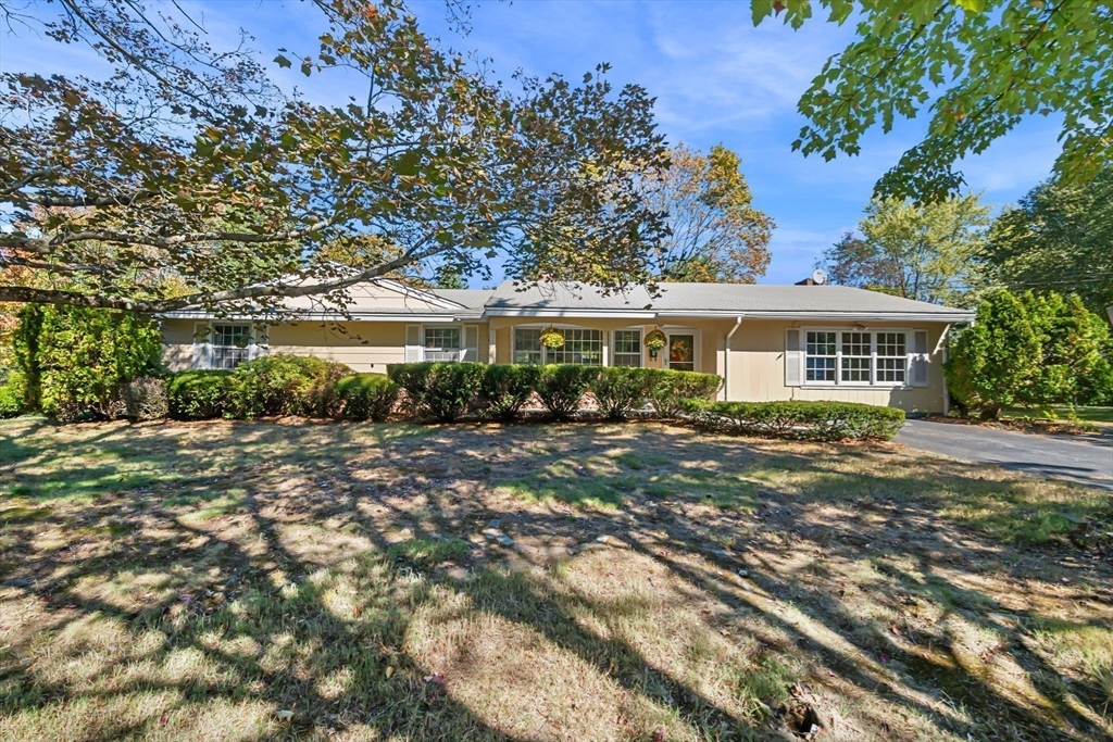 8 Intervale Ave