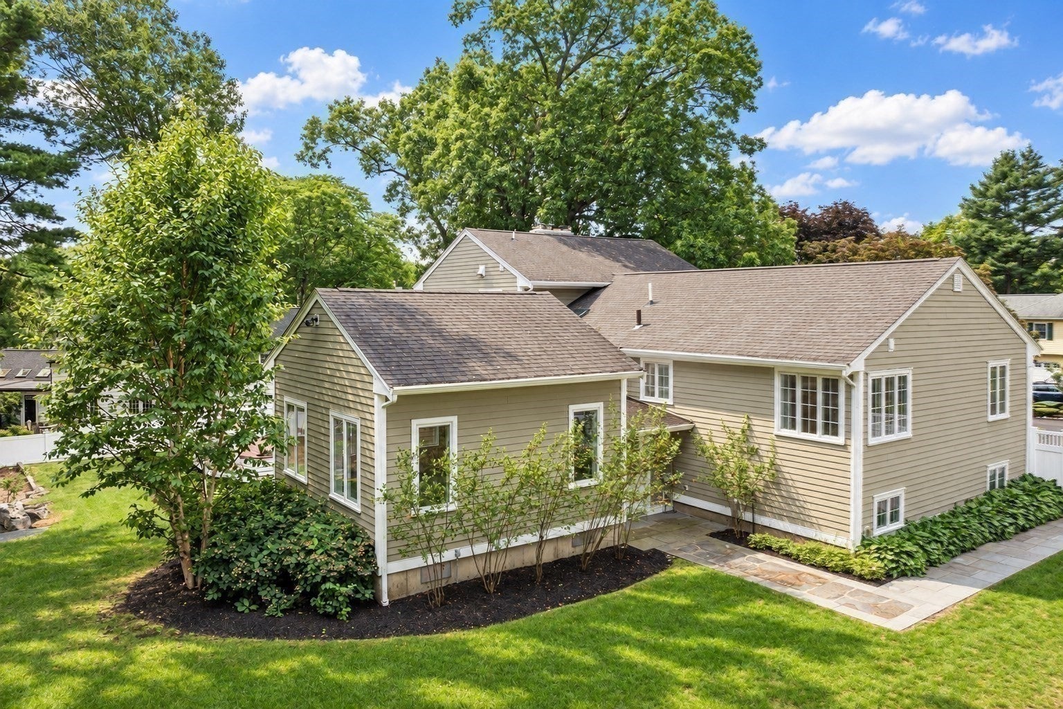 9 Lantern Rd, Belmont, MA, 9 Lantern Rd, Belmont, MA Photo #36