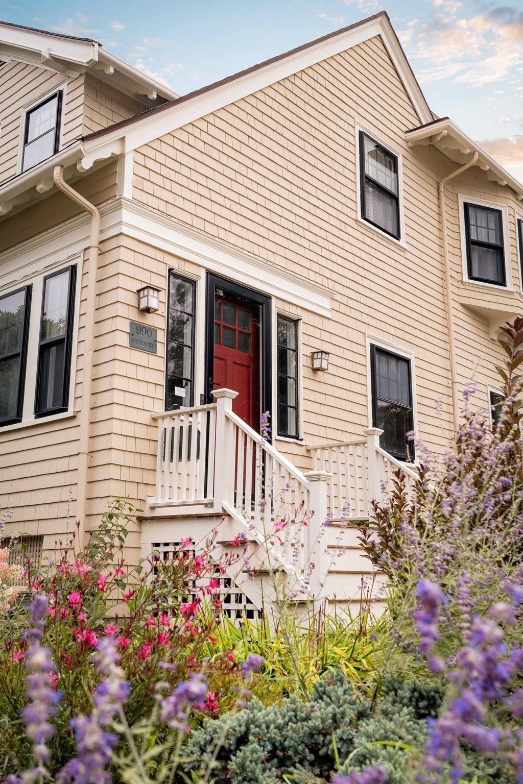 990 South Street, Boston, MA Photo #2