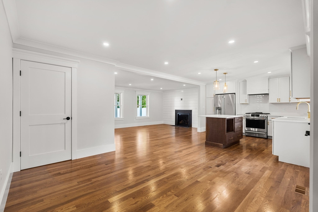 9 Harvey Park, Lynnfield, MA Photo #17