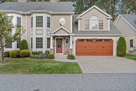 5 Kensington Way 5 Tewksbury MA 01876