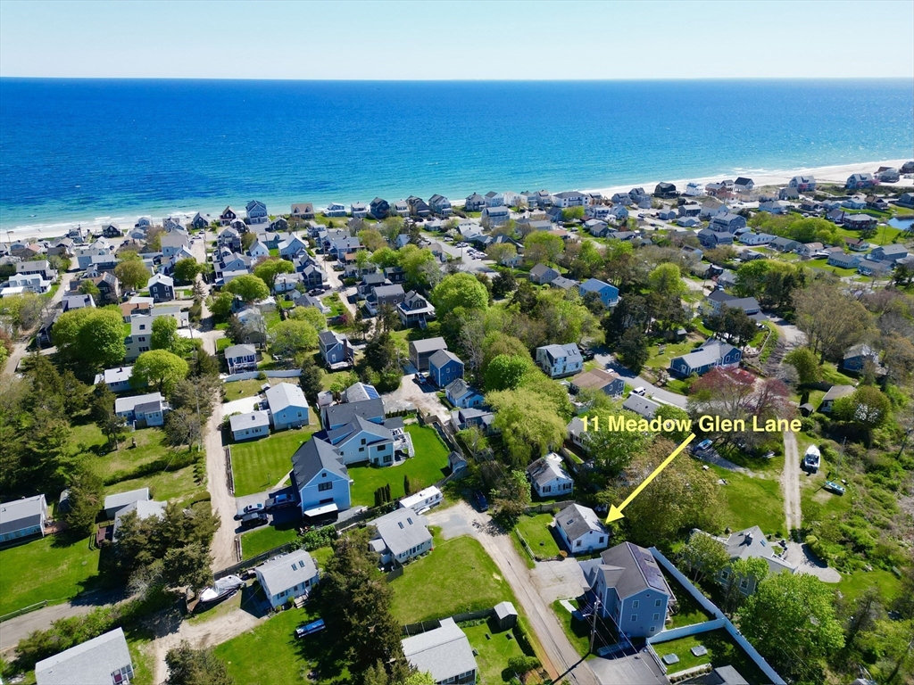 Photo of 11 Meadow Glen Ln, Plymouth, MA