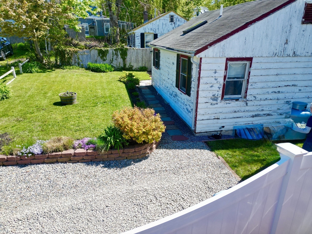 11 Meadow Glen Ln, Plymouth, MA Photo #17