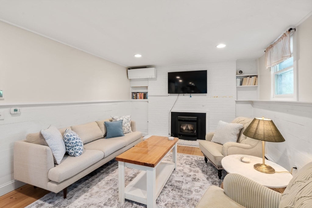 23 Inland Rd, Marion, MA, 23 Inland Rd, Marion, MA Photo #25