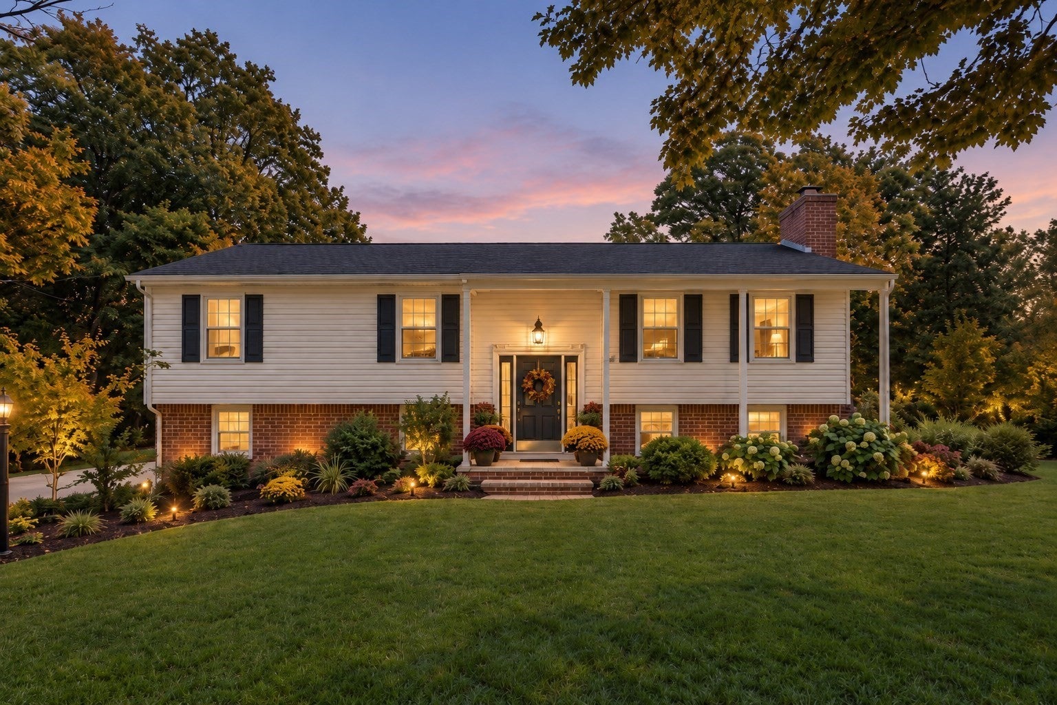 23 Inland Rd, Marion, MA Photo #1