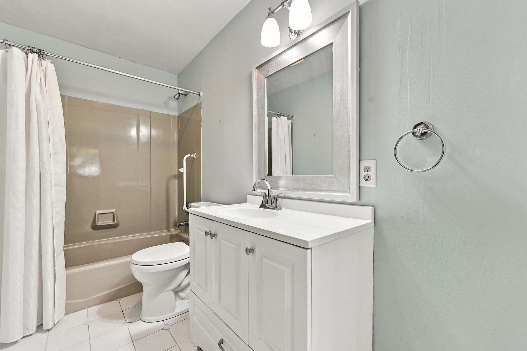 8 Selwyn Rd, Peabody, MA, 8 Selwyn Rd, Peabody, MA Photo #18