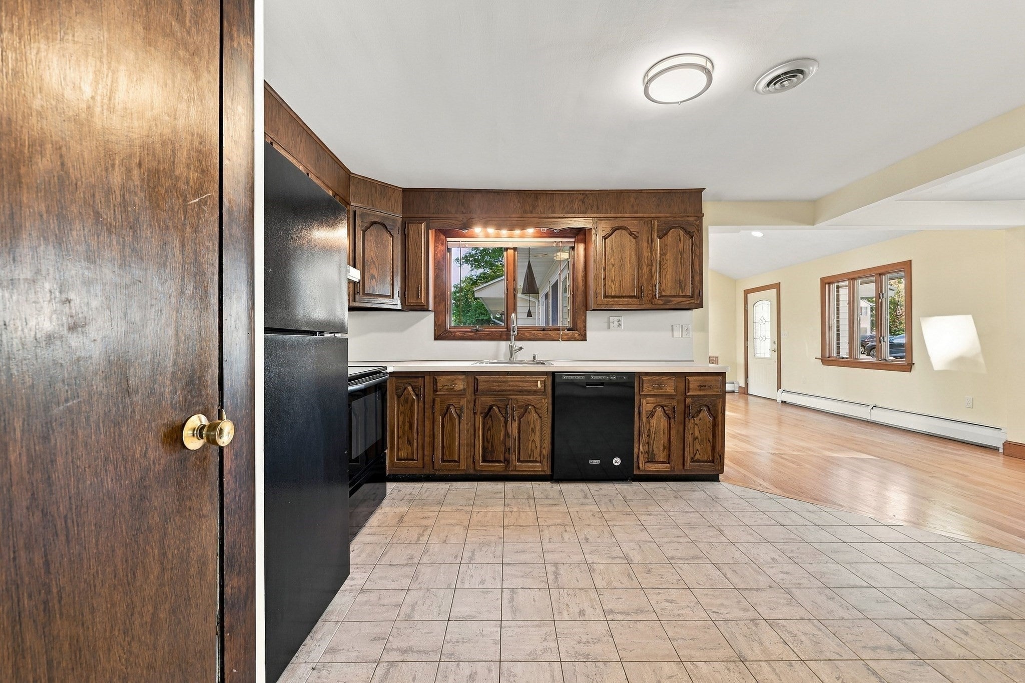 8 Selwyn Rd, Peabody, MA, 8 Selwyn Rd, Peabody, MA Photo #9