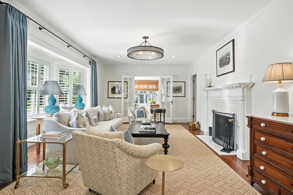 15 Winthrop Road