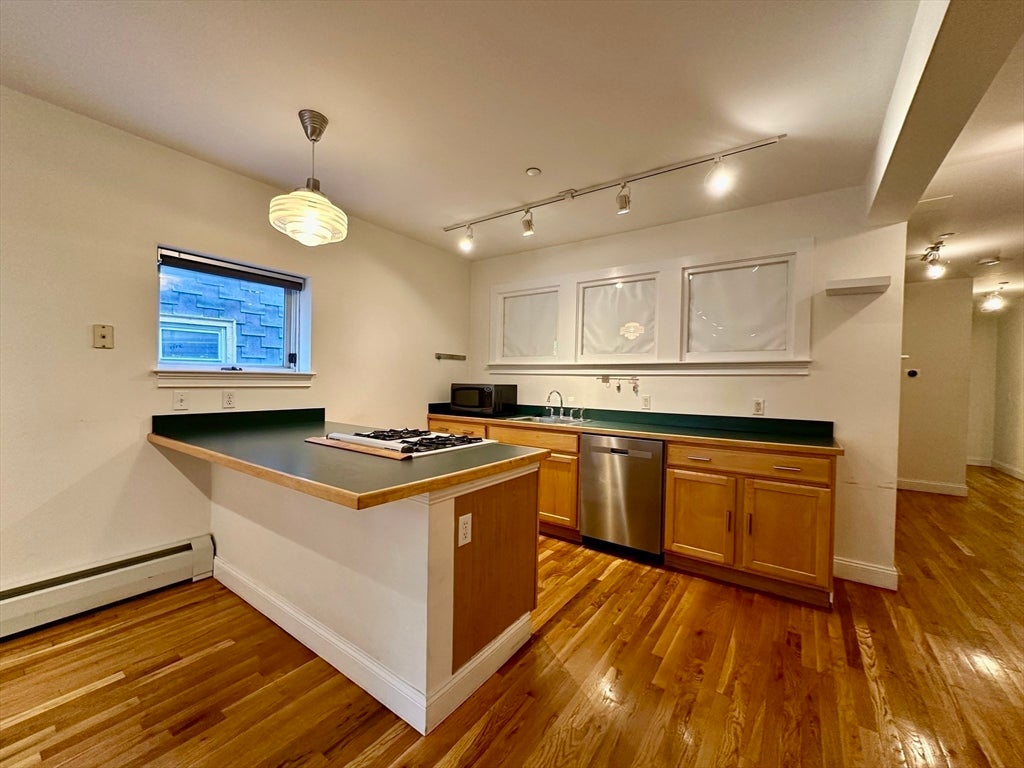 277 River St 1
