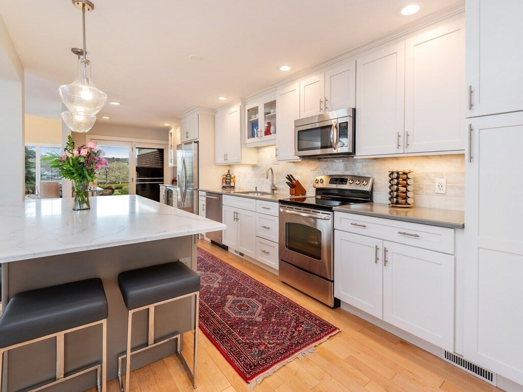 74 S Quinsigamond Ave #7, Shrewsbury, MA, 74 S Quinsigamond Ave #7, Shrewsbury, MA Photo #4