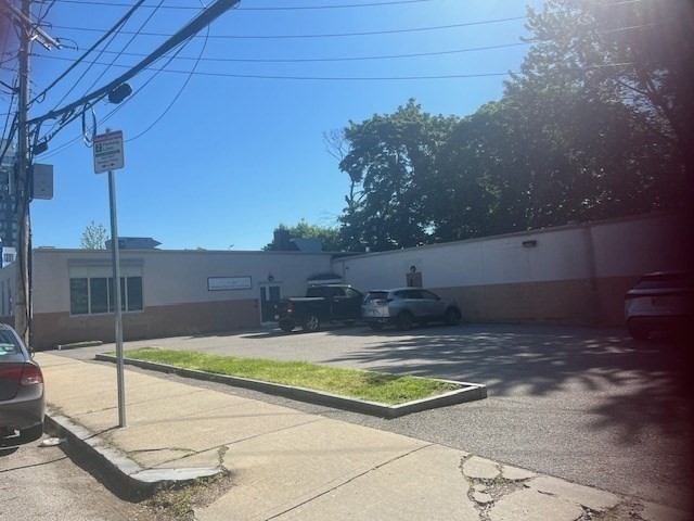 114-116 North Beacon