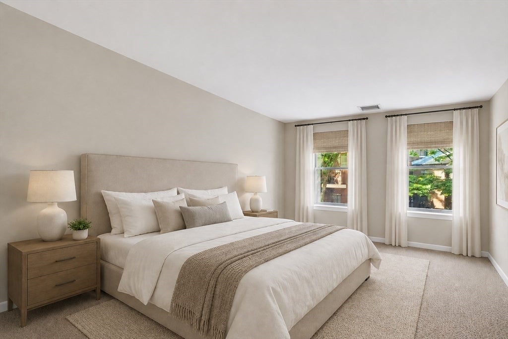 33 Chestnut Street 104