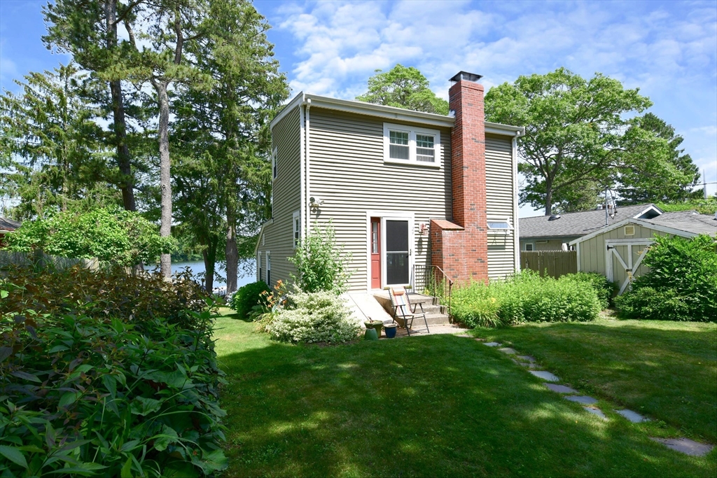 24 Gardner Dr