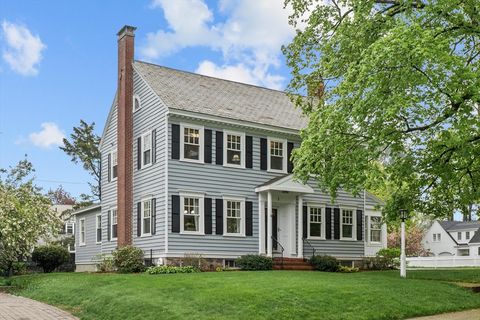 1 Carisbrooke St Andover MA 01810