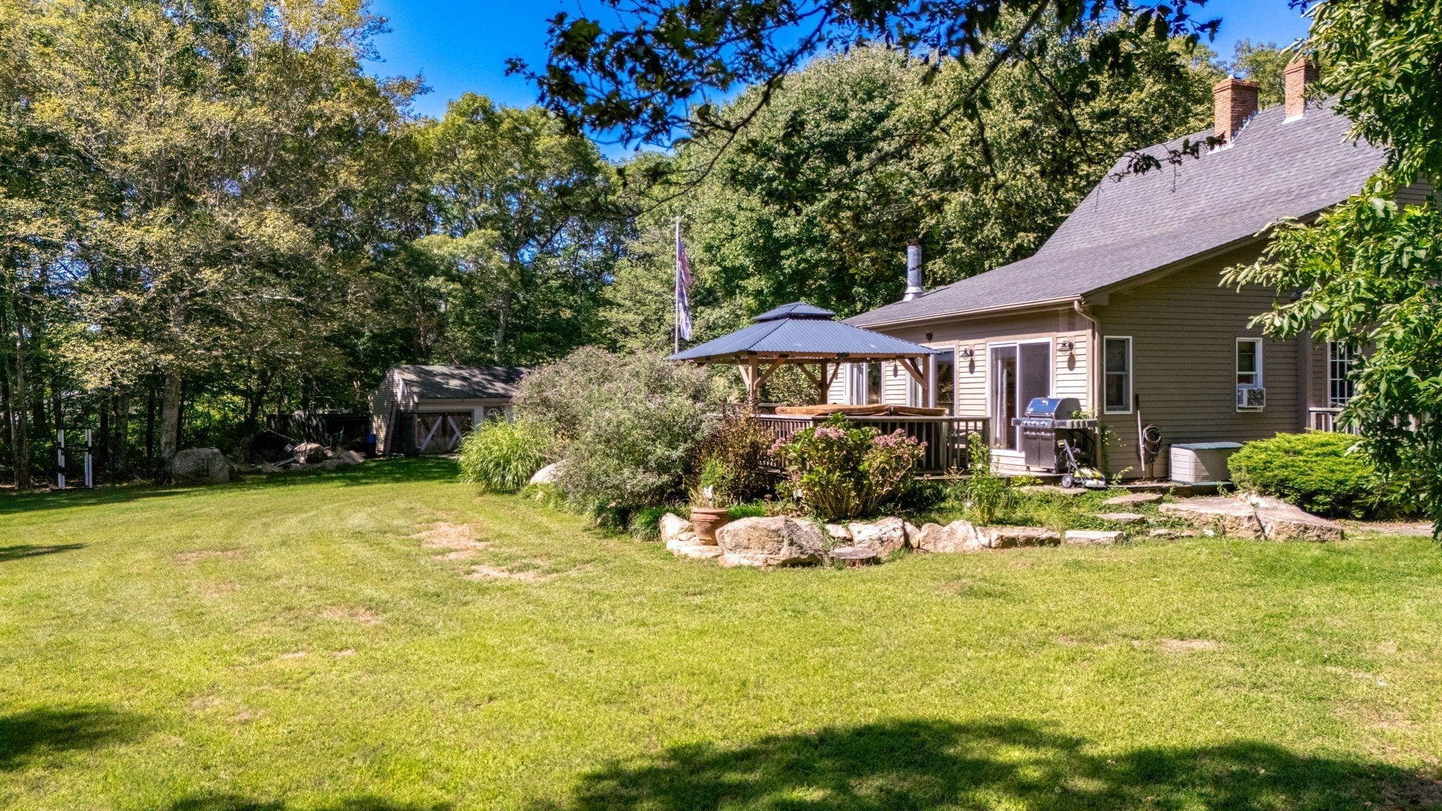 2 Monument Dr, Westport, MA Photo #37