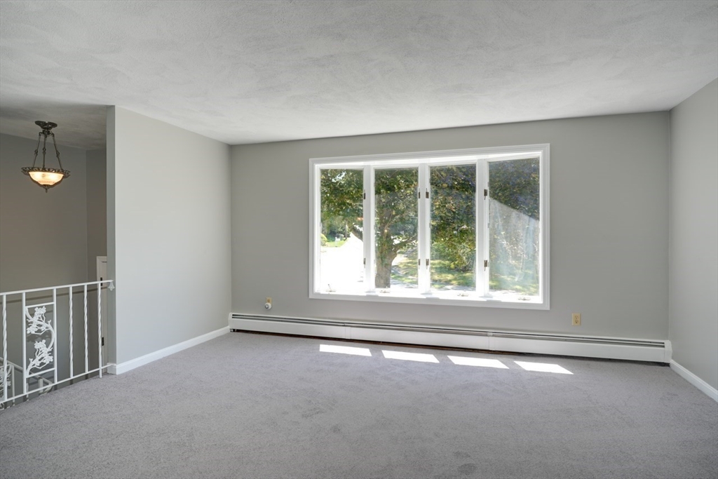 86 Drake Rd