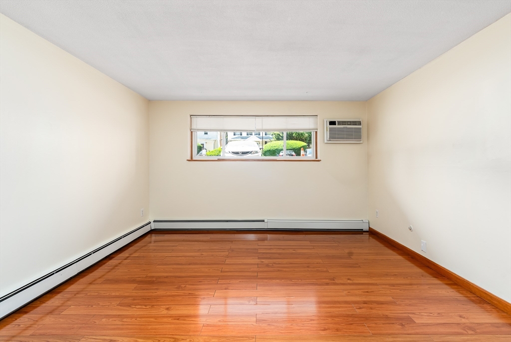 73 Charlesbank Rd 105