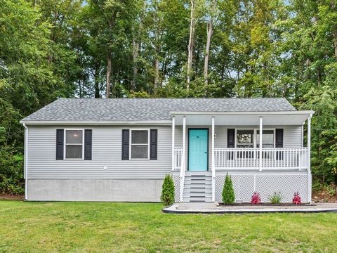 46 Locust St Leicester MA 01611