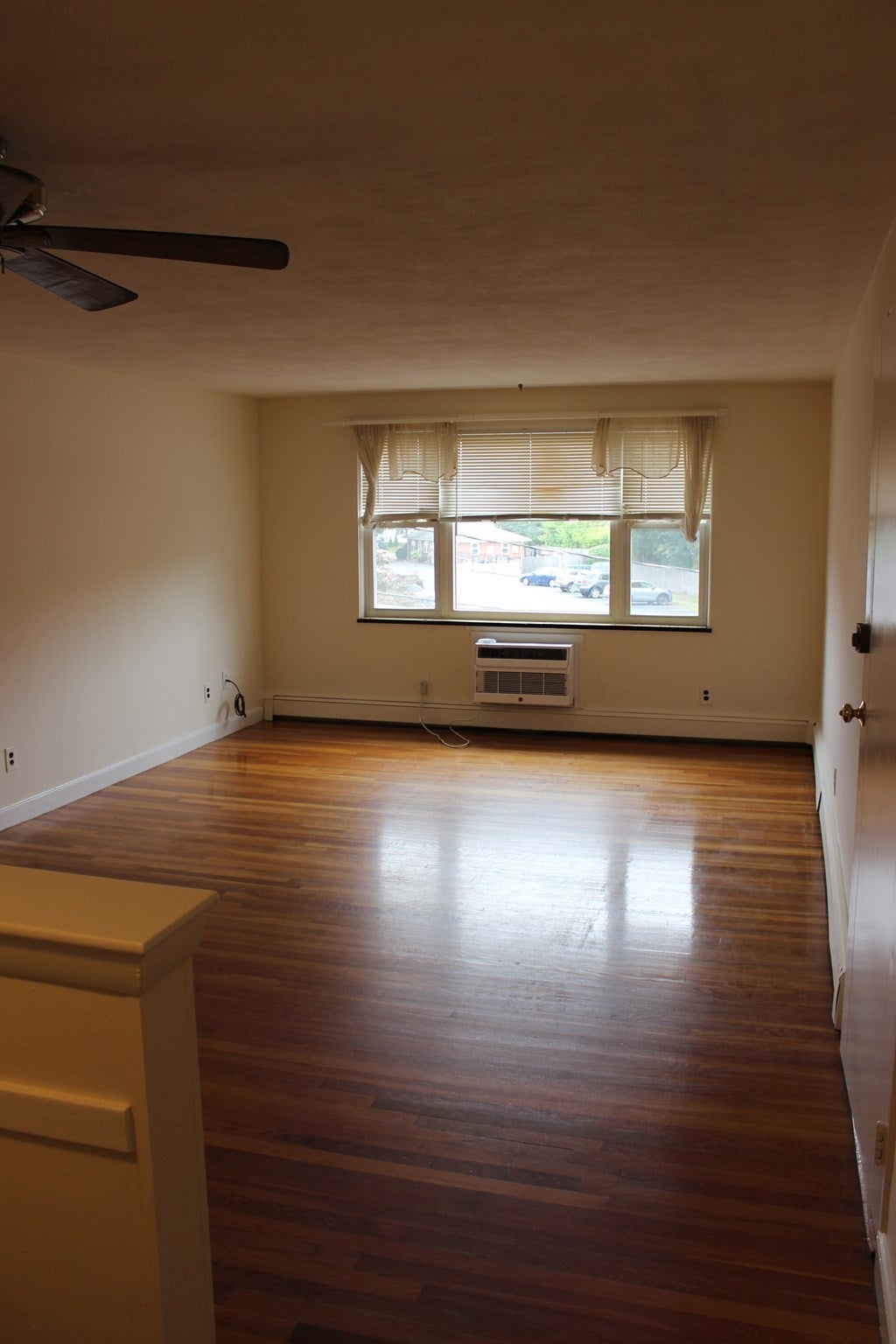 31 Warren St #2-4, Waltham, MA, 31 Warren St #2-4, Waltham, MA Photo #2