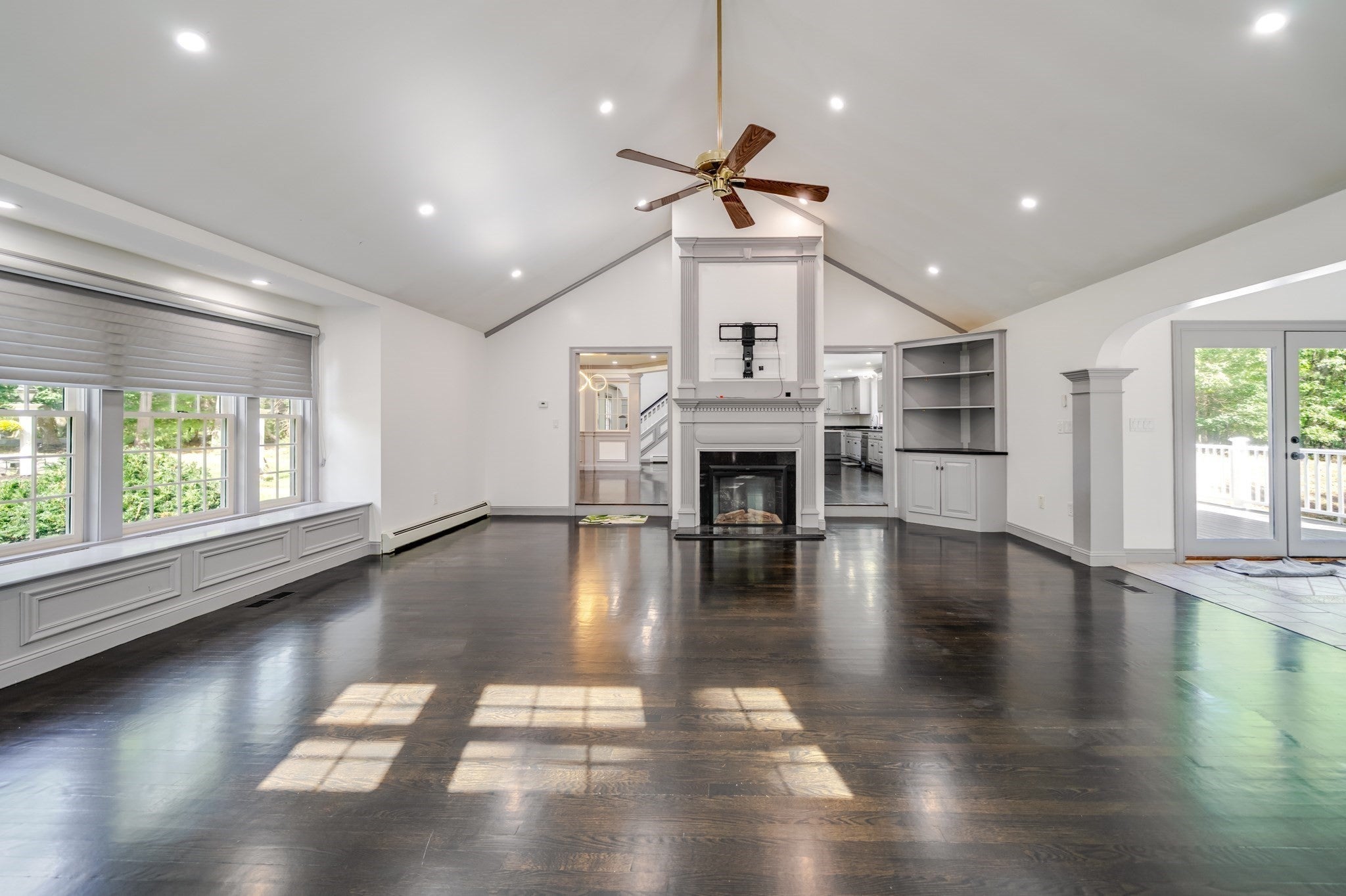 485 E Broadway