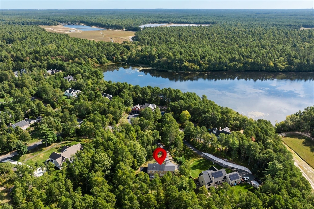 17 Pond Edge Trl