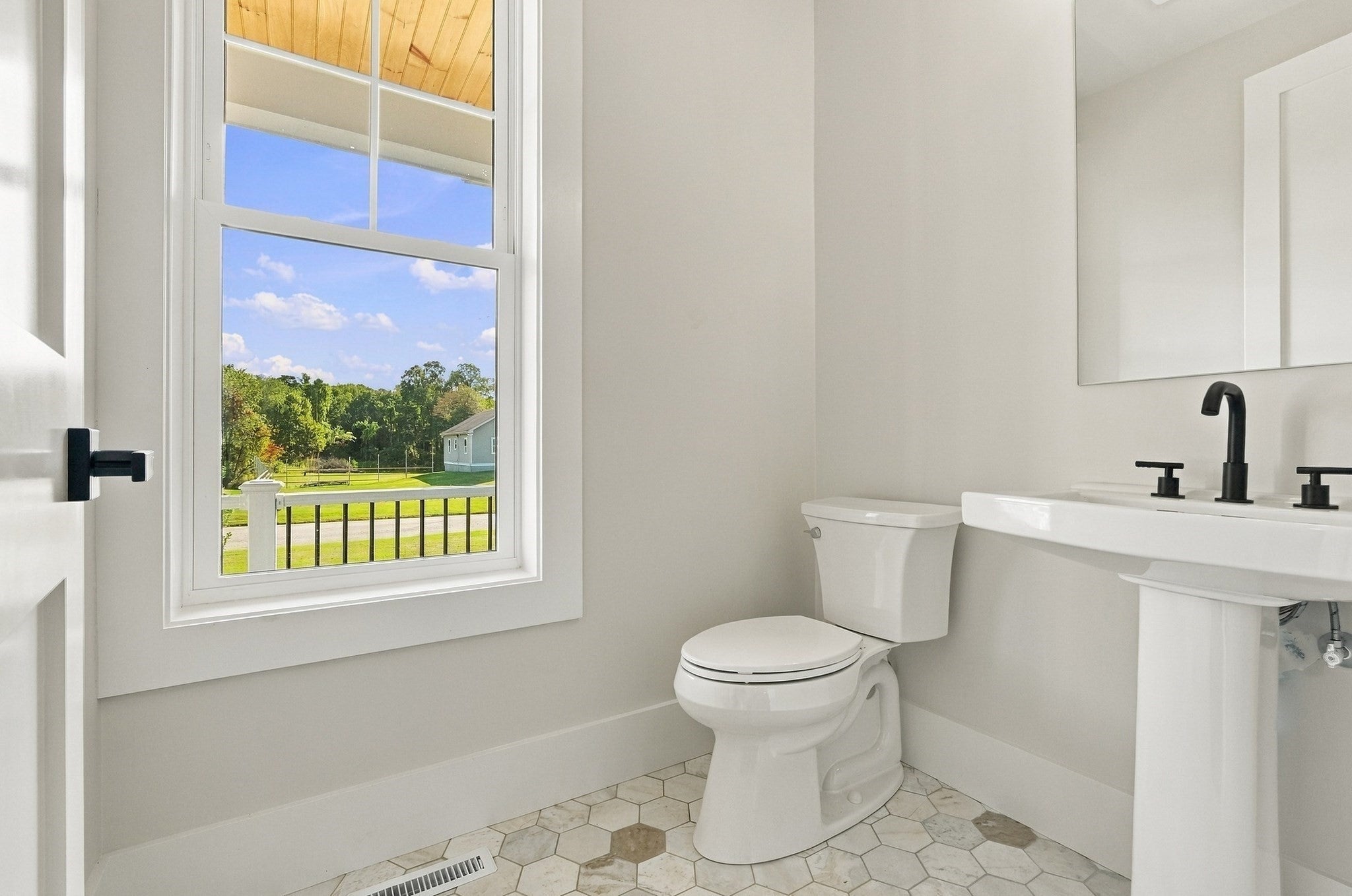 7 Ursula's Way, Seekonk, MA, 7 Ursula's Way, Seekonk, MA Photo #36