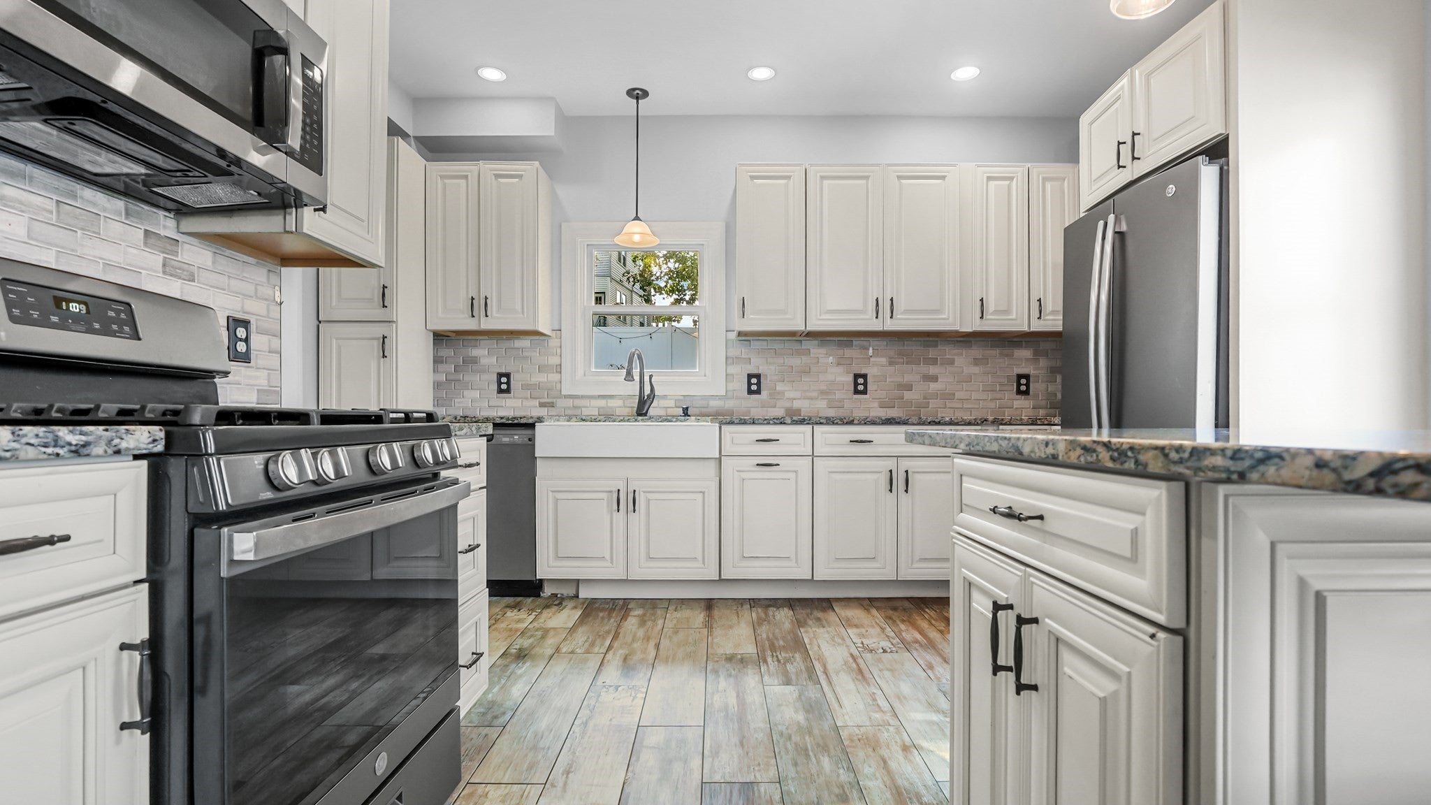 23 Sagamore AVE, Winthrop, MA Photo #3