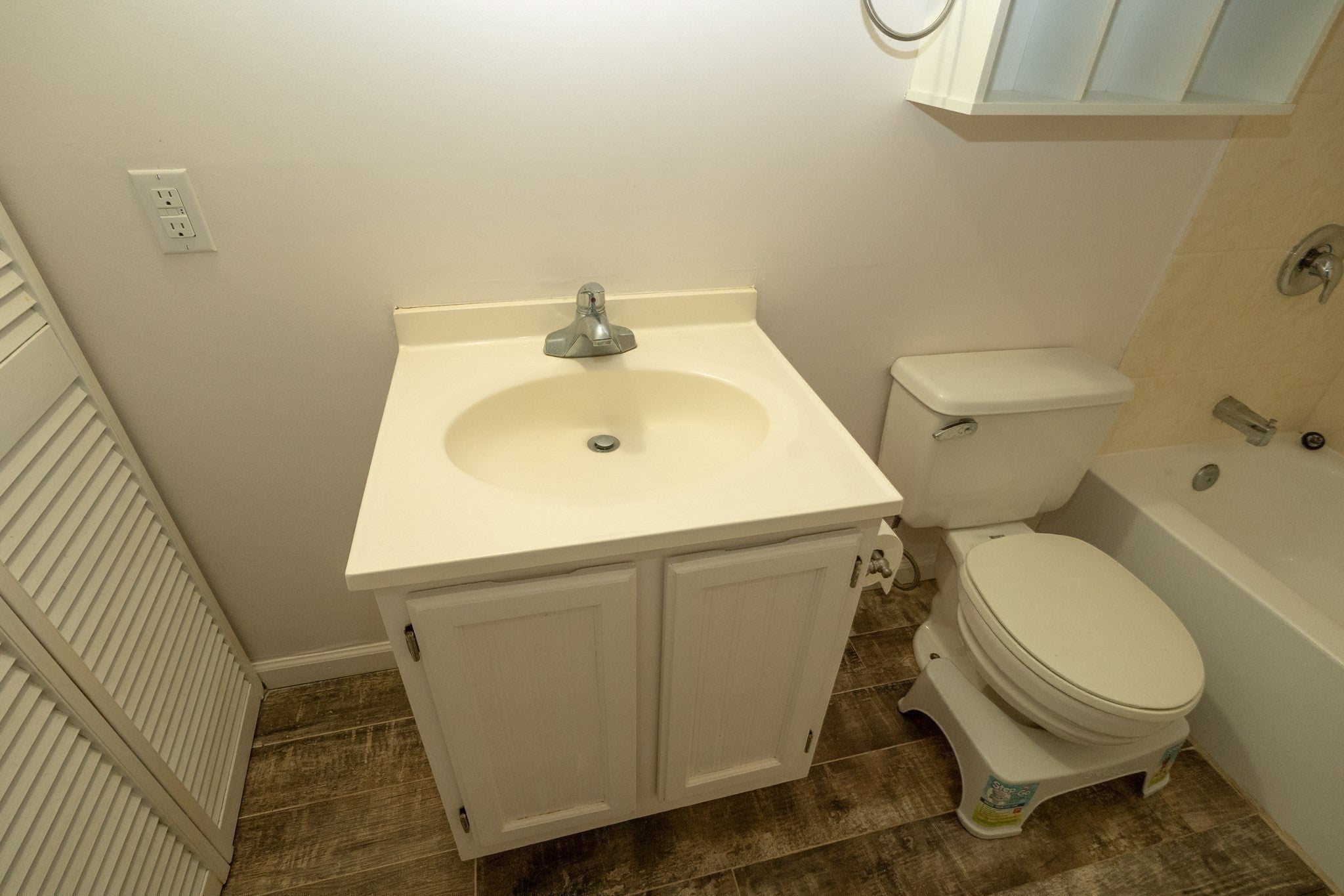11 Thoreau Ct #2, Natick, MA Photo #15